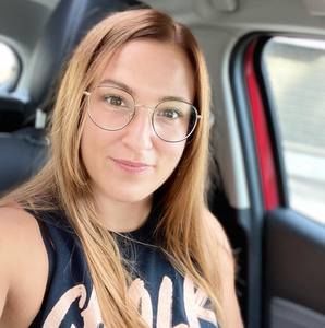 Meet your Posher, Josée